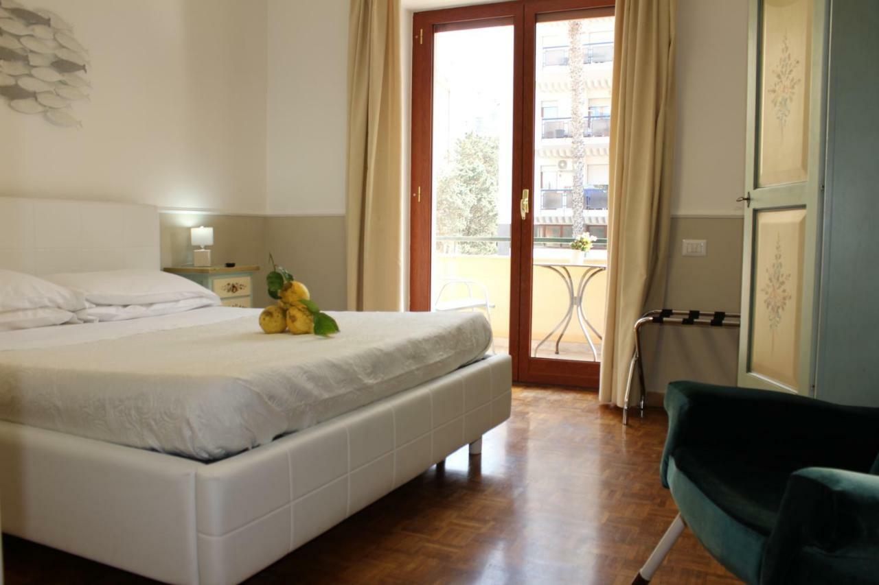 Lemon Rooms Sorrento Dış mekan fotoğraf